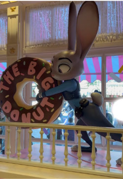 「DOUNUT WORRY BETTER ZOOGETHER」にいたジュディ